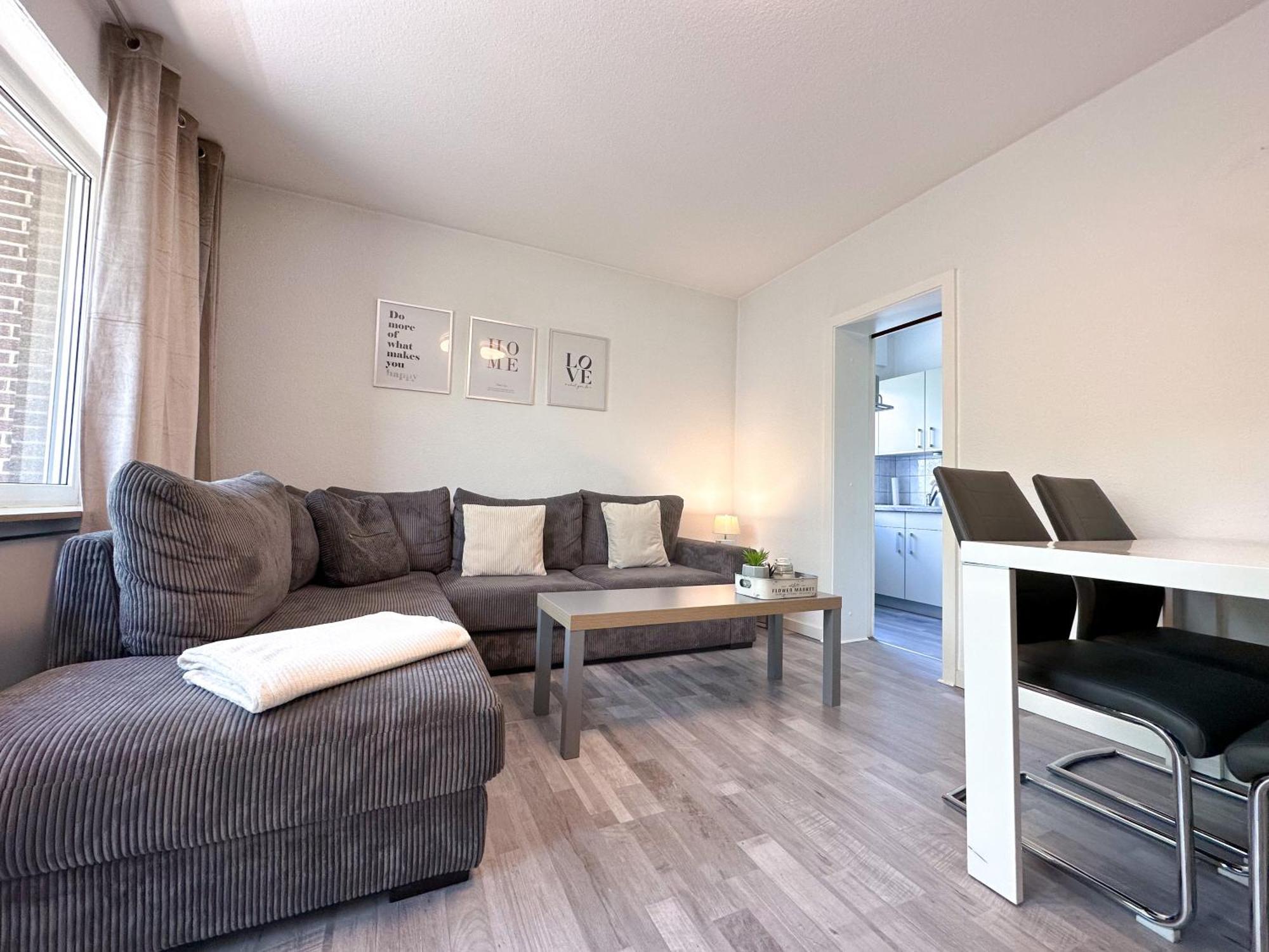 Stilvolles, Frisch Renoviertes 2Zi Apartment Mit Kueche Und Balkon In Kliniknaehe バート・エーンハウゼン エクステリア 写真