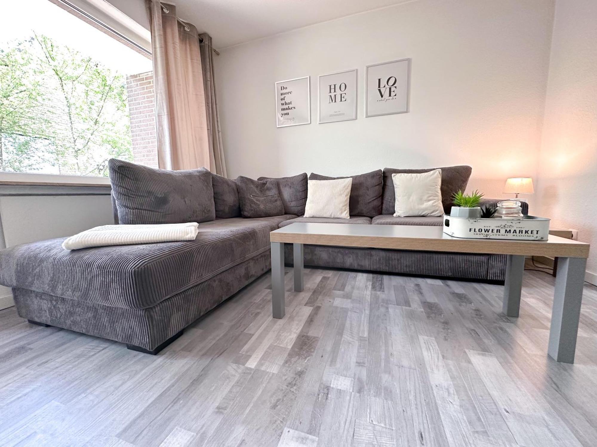Stilvolles, Frisch Renoviertes 2Zi Apartment Mit Kueche Und Balkon In Kliniknaehe バート・エーンハウゼン エクステリア 写真